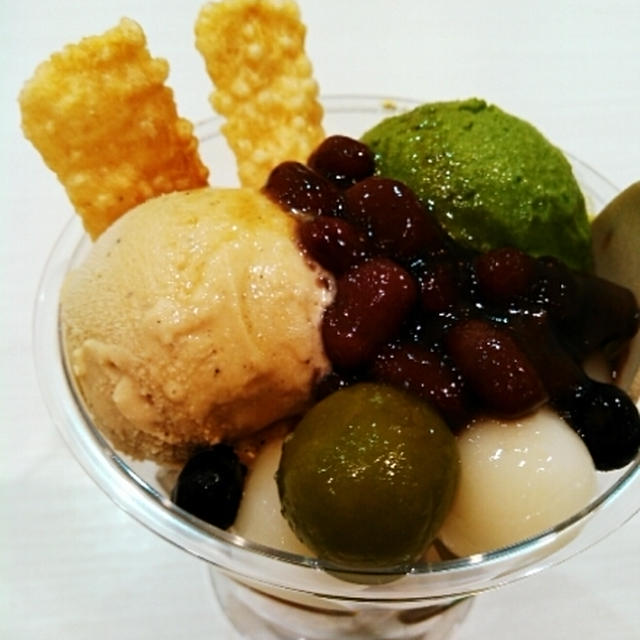 特上抹茶＆濃厚ほうじ茶の白玉パフェ～えん