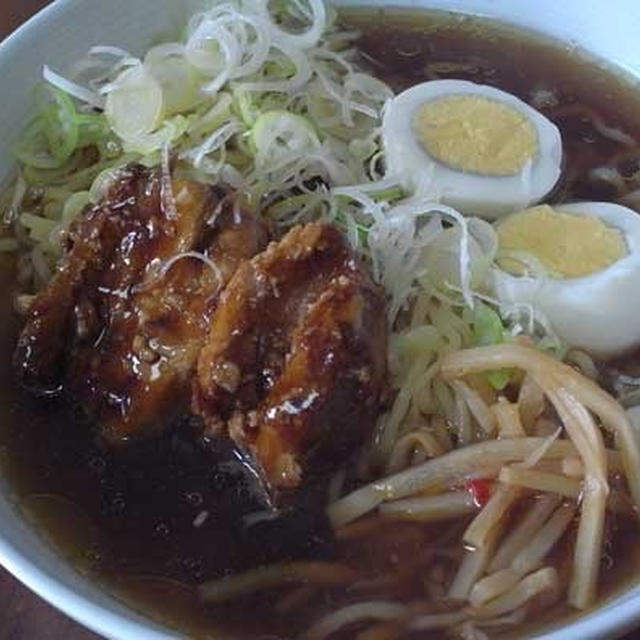 ラフティー入り沖縄そば風ラーメン