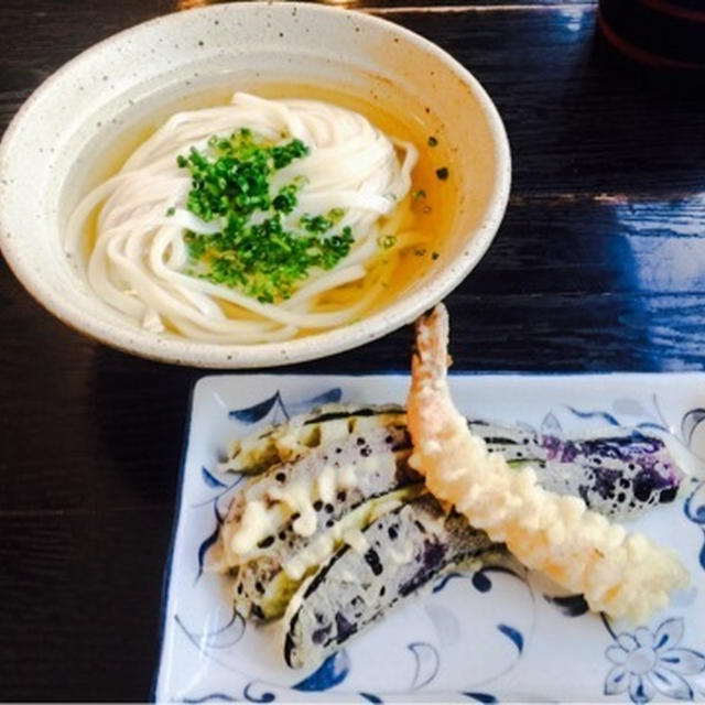 【学芸大学】恩家 昼のみ営業の讃岐うどん店 優しい味わいの冷かけ 麺のコシと天ぷらの揚げ方が絶妙
