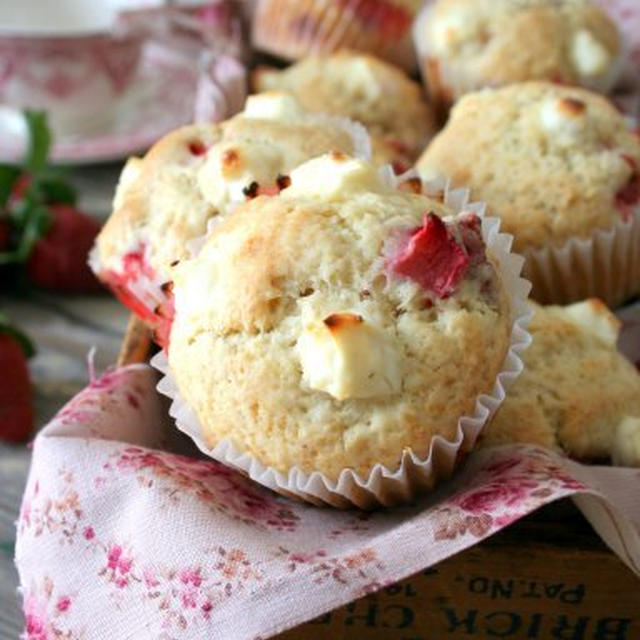 Strawberry Cream Cheese Muffins苺とクリームチーズのマフィン