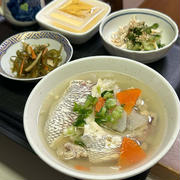 5.5☆【お家ごはん・夜】鯛粗汁と鶏ごぼうごはん❣️ﾃﾞｽ。
