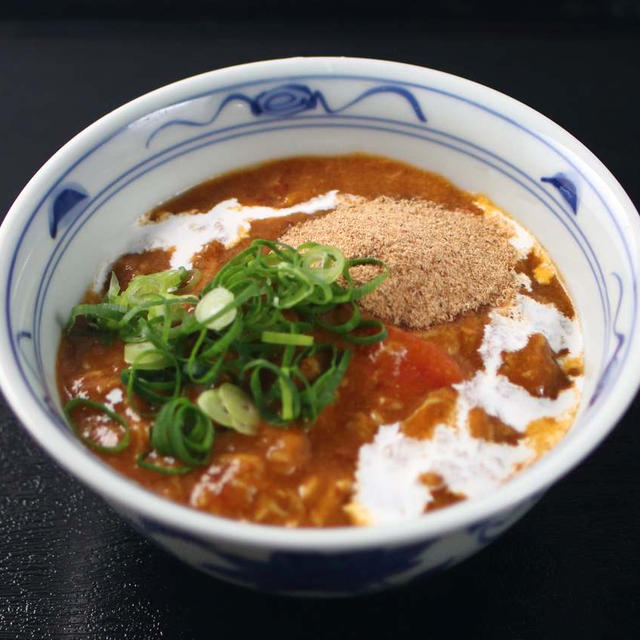 豆乳仕立ての冷やしトマたまカレーうどん♪　～丸亀製麺の期間限定メニュー～