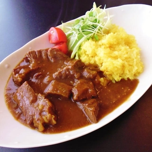 牛肉ごろごろカレー