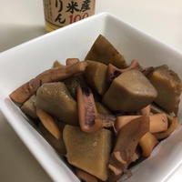 里芋とイカの煮物(๑˃̵ᴗ˂̵)