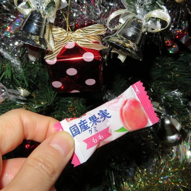 お菓子の実がなるツリー！