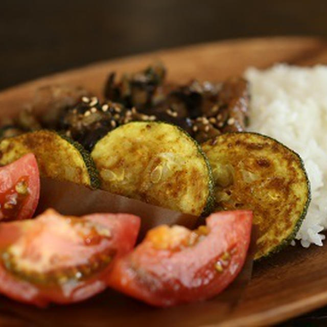 ズッキーニの簡単カレーソテー♪