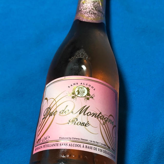 ベルギー大使館推奨品　ノンアルコールスパークリングワイン　デュク・ドゥ・モンターニュ・ロゼ