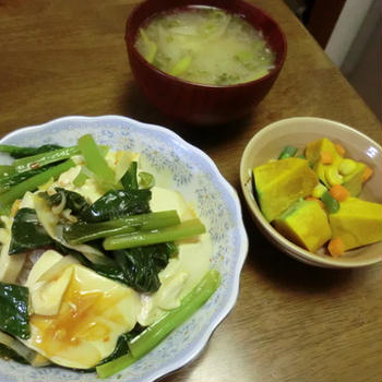 豆腐と小松菜のピリ辛あんかけ丼