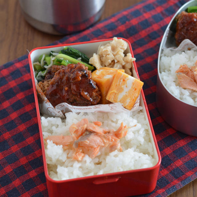 お弁当2日分（成形なしのハンバーグ・豚の甘辛炒め）