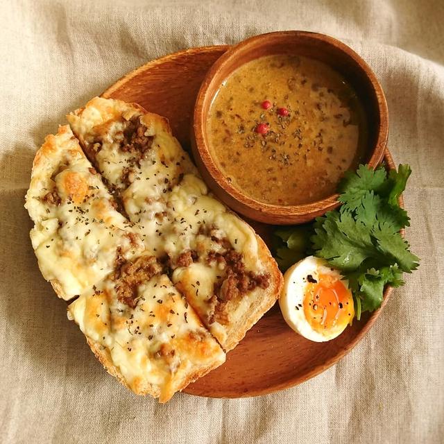 ＊カレーチーズトースト×ダルカレー＊