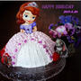 4歳誕生日 ソフィアちゃんのドレスケーキ