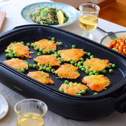 【春のおつまみ】グリンピースと釜揚げしらすのチーズガレット｜ホットプレートで香ばし簡単レシピ