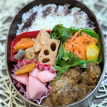 なんかごろっごろしている～夫のお弁当170