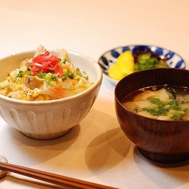 野菜たっぷり親子丼定食