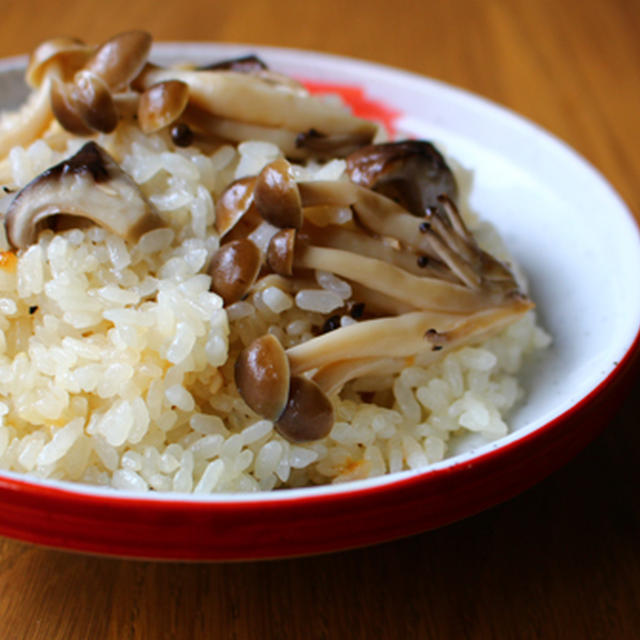 きのこの白だし炊き込みご飯