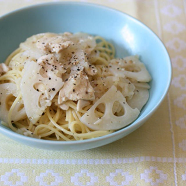 チキンとれんこんの柚子こしょうパスタ