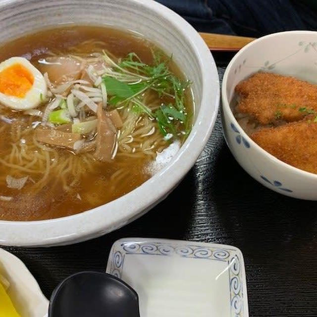 お食事処クローバーのおいしいラーメン