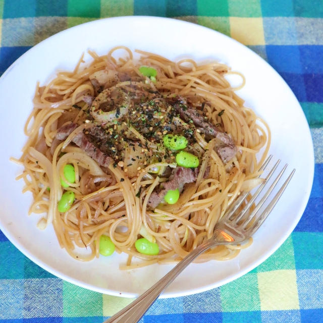 牛肉と新玉ねぎの和風パスタ