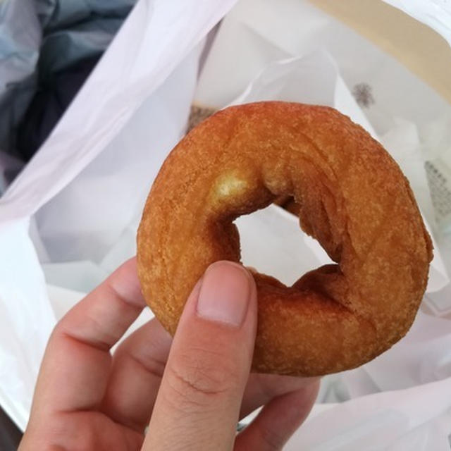 七福堂のドーナツはオールドファッションみたいにサクサクでした～♥
