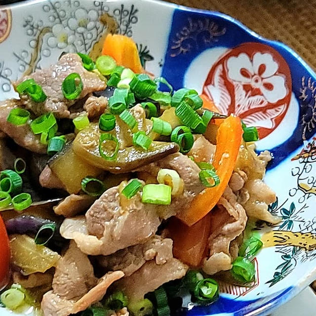 簡単！「豚肉と茄子とトマトのマヨポン炒め」の作り方・レシピ