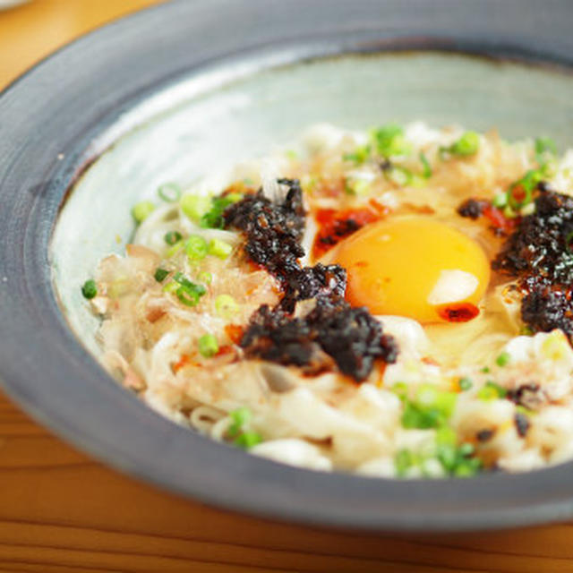 海苔ラー油で釜玉うどん　、　手打ちうどんの作り方