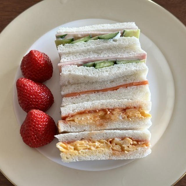 ハーブガーデンへご案内