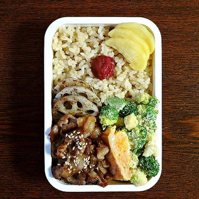 2/8(月)豚の甘酢炒め弁当