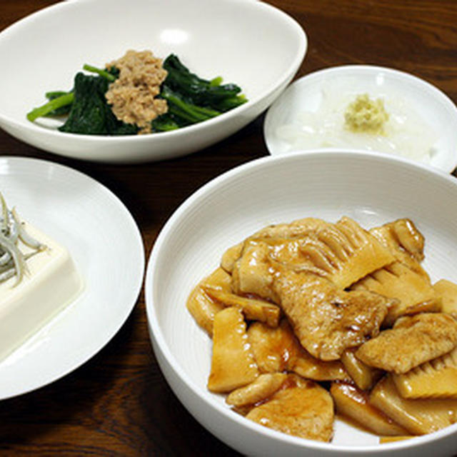「鶏と筍の梅醤油炒め」と「和風鶏チリ」