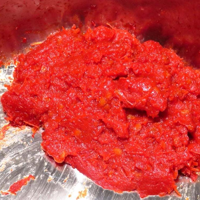 カゴメ高リコピントマト（国産生食用トマト）でトマトサルチャを試してみる。