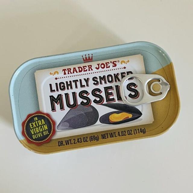 トレジョ スモークドムール貝の缶詰 Trader Joe’s Lightly Smoked Mussels