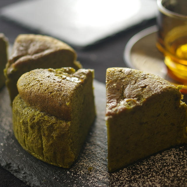 抹茶スフレケーキ