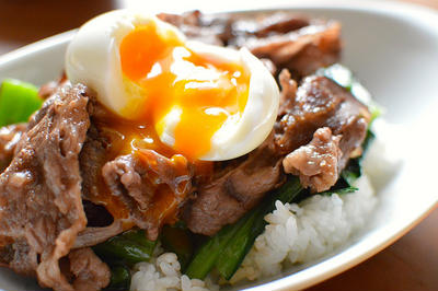 3ステップで作れる 男子ごはんの 三層の牛すき焼き丼 がおいしい