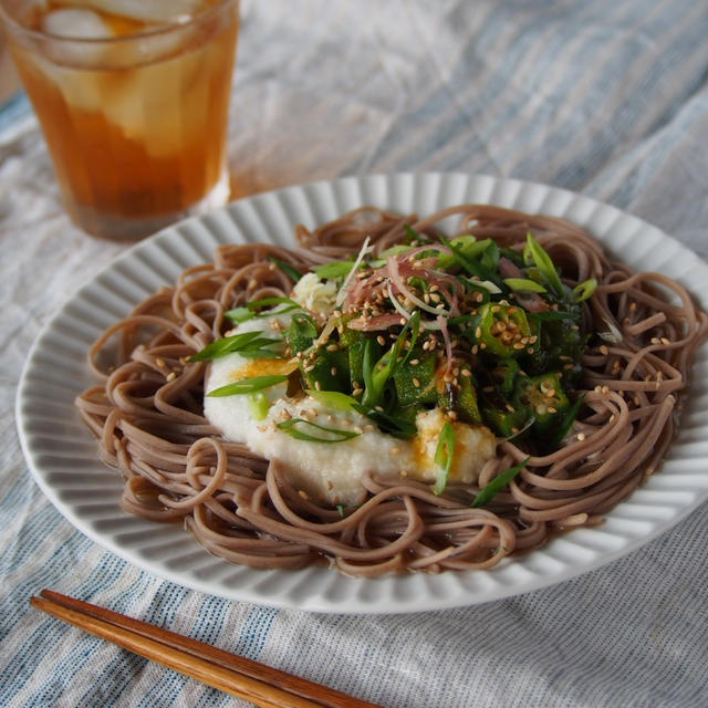 【レシピ】とろろ蕎麦。オクラの黄身醤油和え