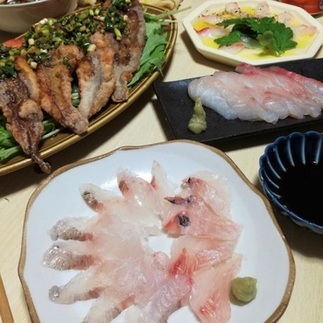 今日のごはんできてるよ。#120  久しぶりに釣った魚で。
