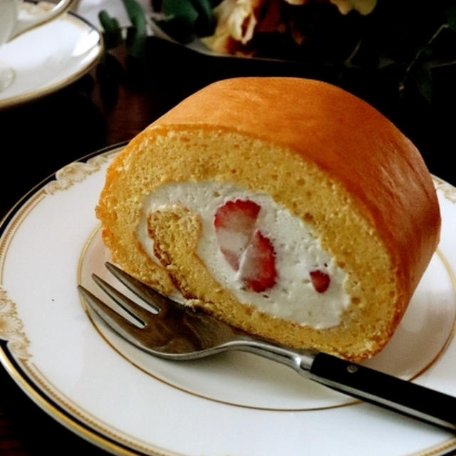 涙のロールケーキ＆お知らせと猫様♪