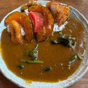 朝からカレーの口に…  でいつものカレー屋さんへ