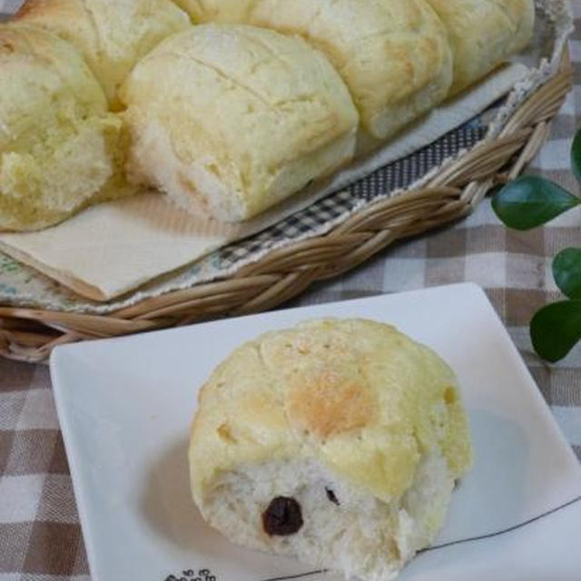 ルクエでカレンツ入りチーズメロンパン