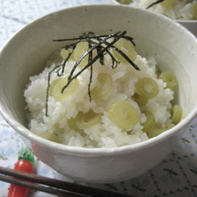 旬！輪っかが可愛いフキご飯
