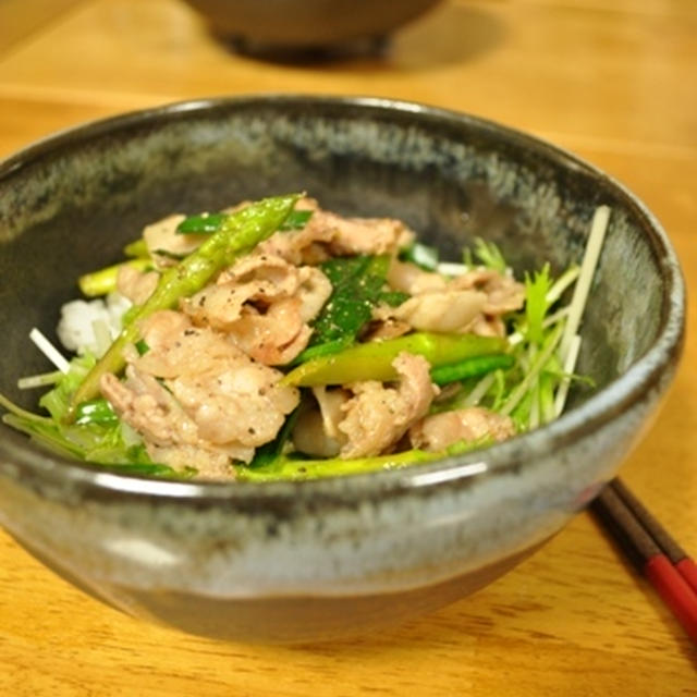 豚バラしょうが焼き丼