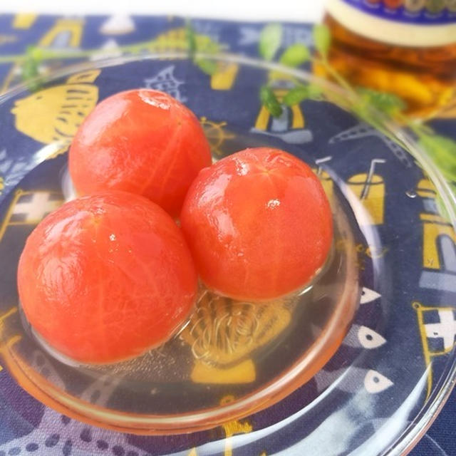冷やして夏らしく♪コンソメトマト