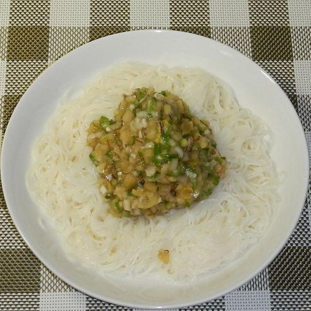 野菜のねばねば漬け（山形のだし）のぶっかけそーめん