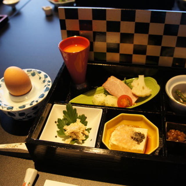 【道後館　朝食もおいしい】