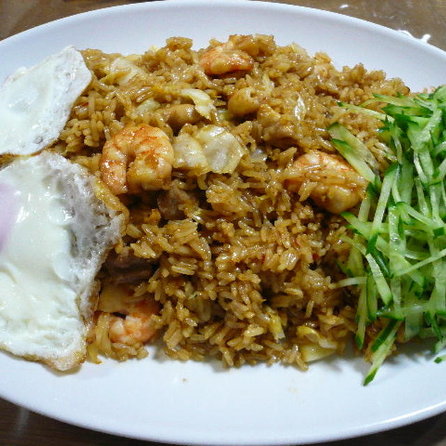 ナシゴレン（インドネシア風焼き飯）