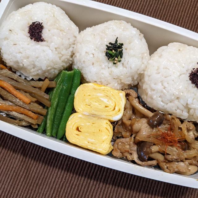今日のお弁当　第1635号　〜豚肉のオイマヨ炒め〜