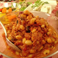 大豆とツナとオリーブのトマト煮　チリペパー