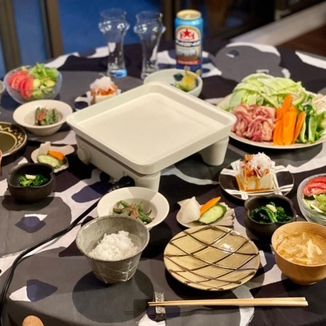 ちっこいアビエンで、豚ラム野菜蒸し焼きの夜ごはん