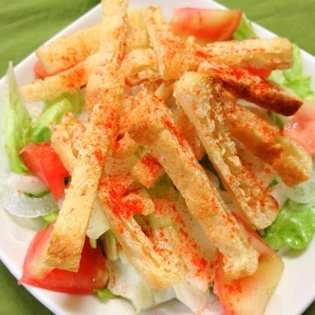 油揚げのサラダ☆パプリカ風味 と 薔薇