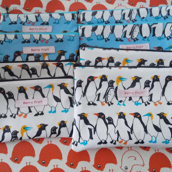 ペンギン柄ラミネートポーチ完成✨