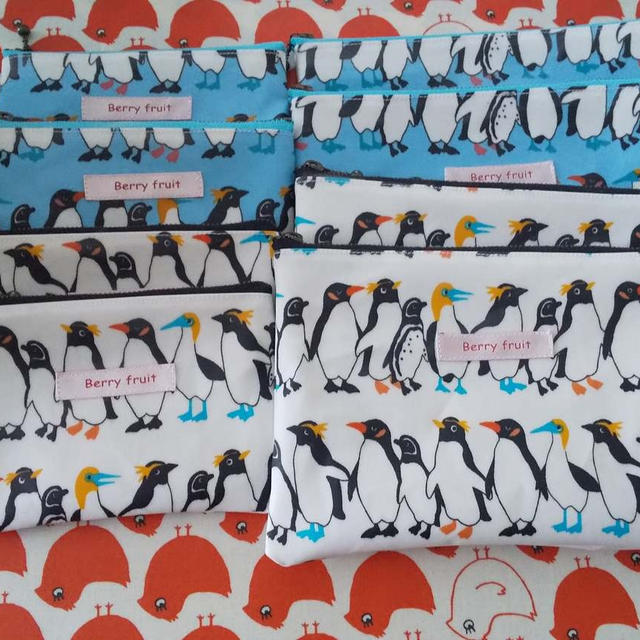ペンギン柄ラミネートポーチ完成✨