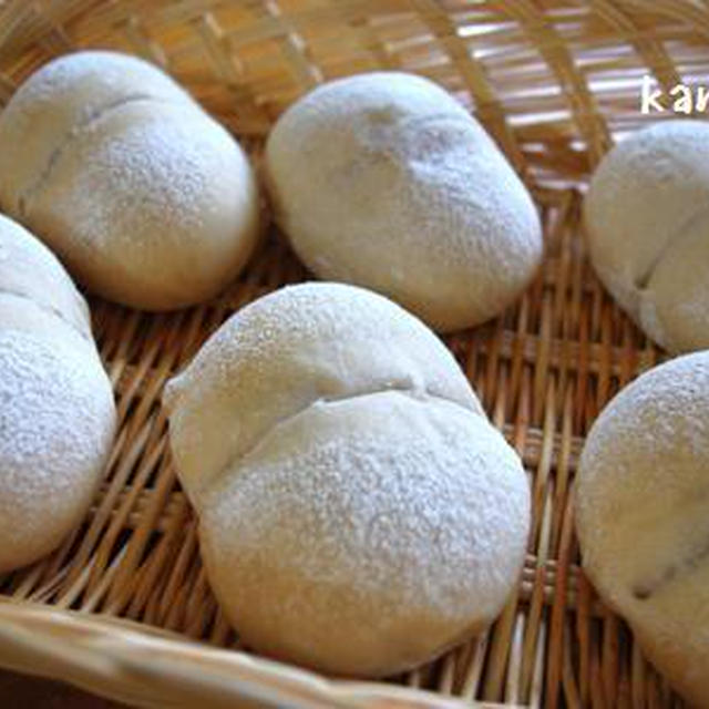 ストロベリーパウダー入り ほんのりピンクパン